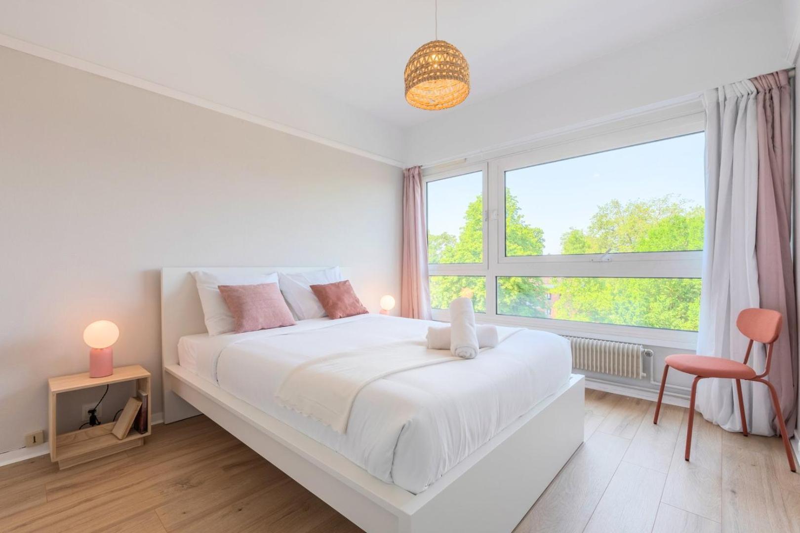 Apartment Spacious 3 Bedroom & Private Parking! Lambersart